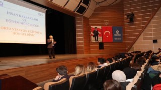 Stajyer öğrenciler iş hayatı ile tanışıyor