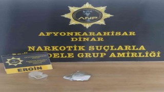 Şüphe üzerine durdurulan şahısta eroin ele geçirildi