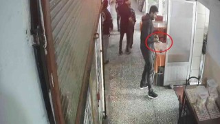 Tabancasını hazırlayıp husumetlilerine kurşun yağdırdı