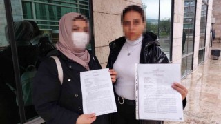 Tacizcinin peşindeki kadınların Yardım edin çığlığı