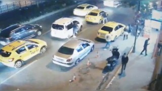 Taksimde ticari taksiye nefes kesen operasyon kamerada: 2 kilogram uyuşturucu yakalandı