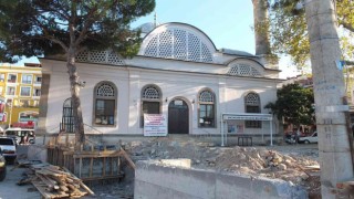 Tarihi camide 50 yıl sonra üçüncü kapı açıldı