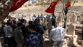 Terör örgütü PKK aynı gün Siirt ve Mardinde çocuklarla birlikte 63 kişi katletti