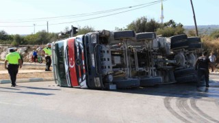 Tır ile beton mikseri çarpıştı: 1 yaralı