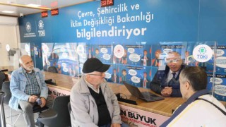 TOKİnin tanıtım tırında sanal gözlükle evleri gezdiler
