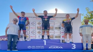 Torku Bisiklet Takımı Alanyada madalyaları topladı