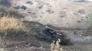 Traktörün altında kalan şahıs kaybetti