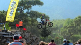 Turizm merkezi Kemer, spor turizminde de ilgi odağı oldu