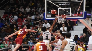 Türkiye Sigorta Basketbol Süper Ligi: Aliağa Petkimspor: 66 - Galatasaray Nef: 84