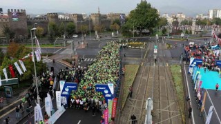 Uluslararası Kayseri Yarı Maratonu başladı