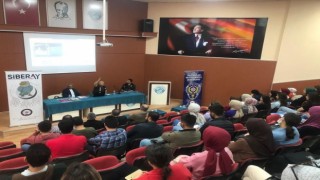Üniversite de Siber Suçlarla Mücadele anlatıldı