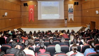 Üniversite öğrencilerine Çankırının kültürü ve tarihi değerleri anlatıldı