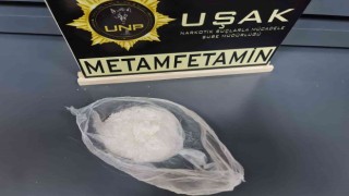 Uşakta 8 kilo uyuşturucu ele geçirildi