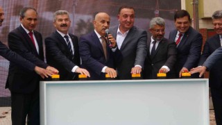 Uşakta engelsiz yaşam merkezinin temeli Bakan Kirişcinin katılımıyla atıldı