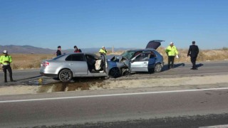 Uşakta trafik kazası: 1 ölü, 4 ağır yaralı