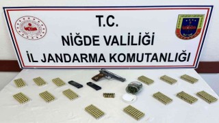 Uyuşturucu operasyonunda tabanca ve mermi ele geçirildi