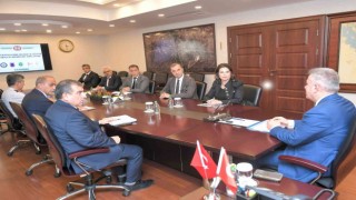 Vali Elban: Üniversiteli öğrencilerimiz bizim emanetimizdir