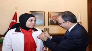 Vali Kızılkaya, Balkan şampiyonunu ağırladı