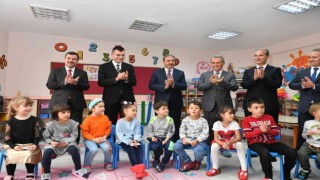 Vali Şıldak Bigadiçte Miniklerle buluştu