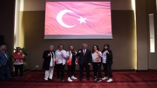 Vali Yazıcı: “Türkiye, gönül coğrafyasındaki insanlar için de güçlü olmalı”