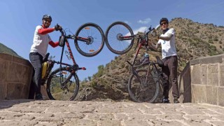 Vanda bisiklet tutkunları Zirel Vadisini pedalladı