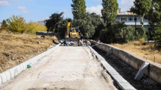 Vandaki mezarlıklarda bakım ve onarım çalışması