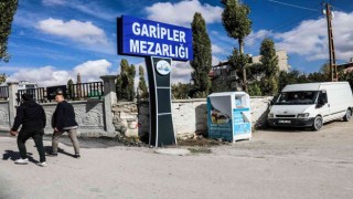 Vandaki mezarlıkların isim tabelası yenilendi