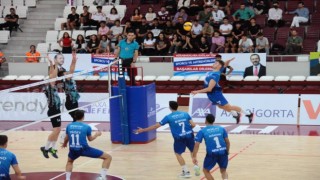 Voleybol: Hatay Büyükşehir Belediyespor evinde mağlup