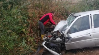 Yağışlı hava trafik kazalarını beraberinde getirdi