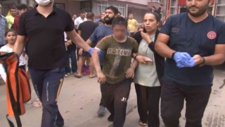 Yangına uyurken yakalanan otizmli çocuğu pazardan koşarak gelen ağabeyi kurtardı