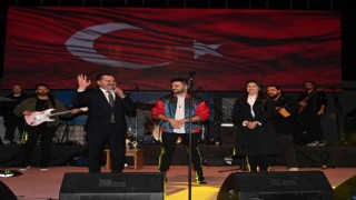 Yay/ada Amfi Tiyatronun adını Balıkesirliler belirleyecek