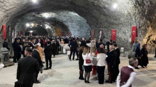 Yerin 150 metre altında Cumhuriyet Bayramı coşkusu