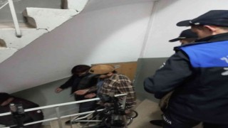 Zeytinburnunda günlük kiralık daire denetimi: 85 düzensiz göçmen yakalandı