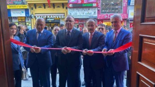 Zonguldakta Cumhuriyet Bayramı törenlerinde çelenkler sunuldu