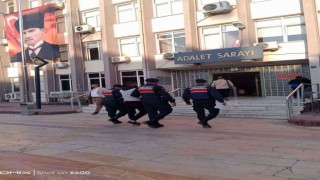 12 yıl hapis cezası bulunan şahıs Kuşadasında yakalandı