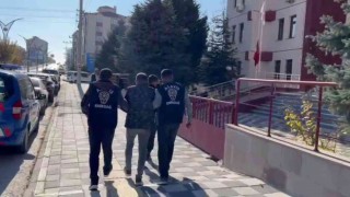 13 yıl kesinleşmiş hapis cezasıyla aranan şahsı polis yakaladı