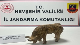 3 bin yıllık boğa heykeli ele geçirildi