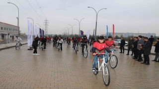 60 öğrenci sağlıklı yaşam için pedal çevirdi