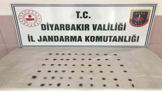 60 tarihi objeyi satmaya çalışan şüpheliler suçüstü yakalandı