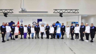 Adana polisi ve milli eğitim, gençlere aşçılık eğitimi verdi