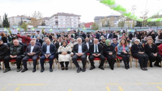 AK Parti İstanbul İl Başkanı Kabaktepe, Sancaktepede fidan dikimi etkinliğine katıldı