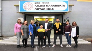 Akran zorbalığına karşı öğrencileriyle kamera karşısına geçtiler