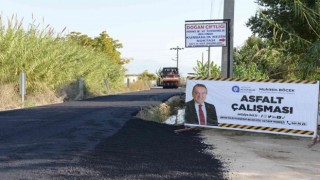 Aksuda altyapısı tamamlanan yollara sıcak asfalt