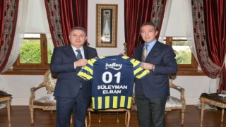 Ali Koçtan Vali Elbana Fenerbahçe forması