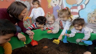 Anaokulu öğrencilerine deneysel arkeoloji eğitimi