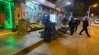Antalyada manav dükkanına silahlı saldırı