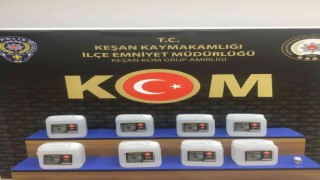 Arama yapılan otomobilde 40 litre etil alkol ele geçirildi