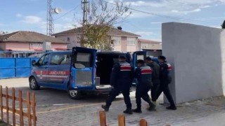 Aranan şahısları JASAT yakaladı