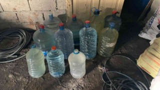 Arsuzda 190 litre kaçak içki ele geçirildi