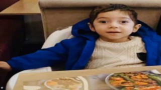 Askeri helikopterle hastaneye ulaştırılan çocuk, yaşama tutunamadı